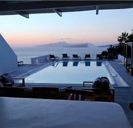 7 bed villa with pool near Akrotiri, Santorini, sleeps 14